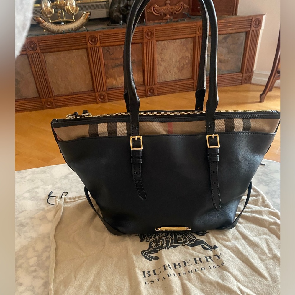 Burberry shoulder bag